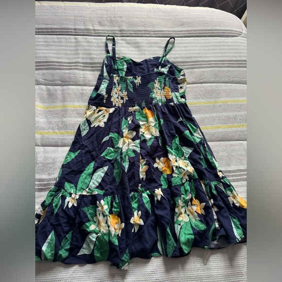 Fit and Flare Women’s Old Navy Short Dress - Picture 7 of 8